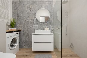 Dziwnów Spadochroniarzy by Renters