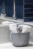 Dziwnów Spadochroniarzy by Renters