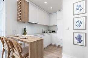 Dziwnów Spadochroniarzy by Renters