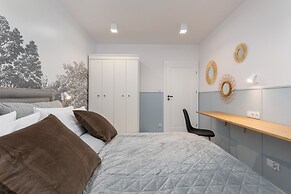 Dziwnów Spadochroniarzy by Renters