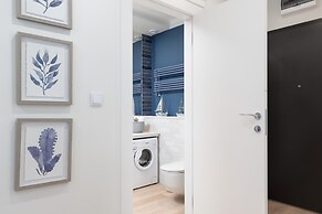 Dziwnów Spadochroniarzy by Renters