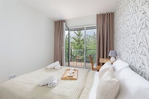 Dziwnów Spadochroniarzy by Renters