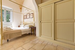 1966 Villa Medici Alla Macchia by Perle di Puglia