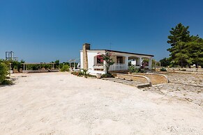 3065 Villa Grottamiranda by Perle di Puglia