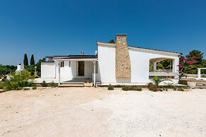 3065 Villa Grottamiranda by Perle di Puglia