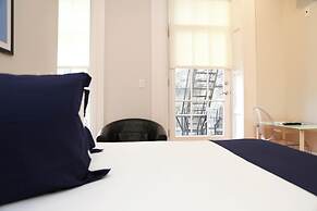 Maverick Suites at 40 Temple St