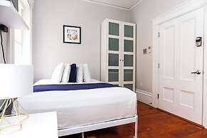 Maverick Suites at 40 Temple St