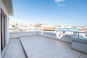 Lavin Hotel & Suites