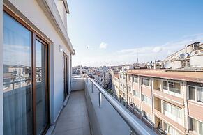 Lavin Hotel & Suites