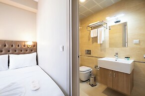 Lavin Hotel & Suites