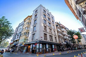 Lavin Hotel & Suites