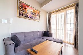 Lavin Hotel & Suites