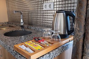 Lavin Hotel & Suites