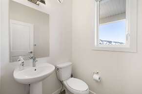 Modern Beautiful Calgary Home