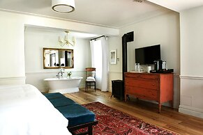 Hasbrouck House