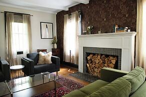 Hasbrouck House