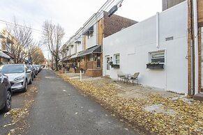 East Passyunk Trendy Apartment