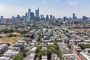 Trendy Fairmount Gem Roof Deck