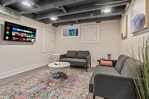 Trendy & Cozy Fishtown GameRoom