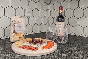 Trendy & Cozy Fishtown GameRoom