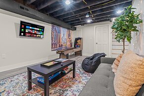 Stylish-Near Stadiums&Nightlife-GameRoom