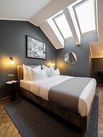 The Viaduct Suites & More