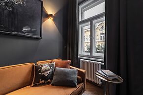 The Viaduct Suites & More