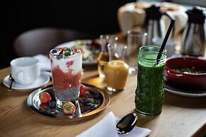 The Viaduct Suites & More