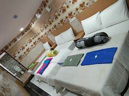 CAMERON KEA FARM HOTEL