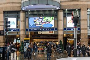 Charming 2BD Garden House - Hammersmith