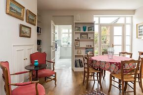 Charming 2BD Garden House - Hammersmith