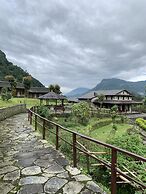 Mountain Lodges of Nepal - Tomijong