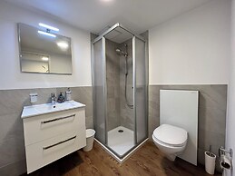 Beautiful 1-bed Apartment in Saas-fee