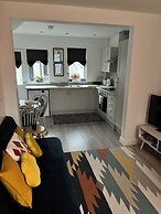 Cosy 2-bed House Close to Belfast City Centre