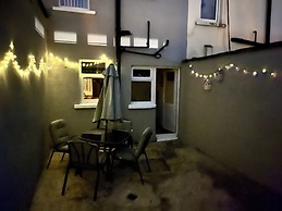 Cosy 2-bed House Close to Belfast City Centre