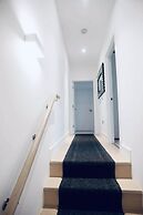 Thames Riverside Apartment in London
