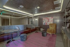 Gorgeous 1Br at Clarendon With Gym