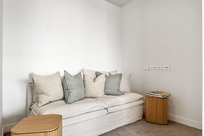 Modern oasis in Wynyard Quarter