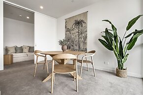 Modern oasis in Wynyard Quarter