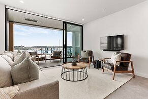 Modern oasis in Wynyard Quarter