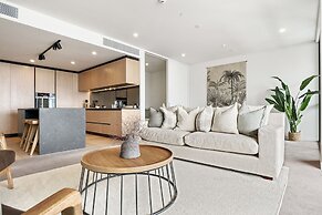 Modern oasis in Wynyard Quarter