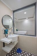 Sazi Hotel - Bui Thi Xuan