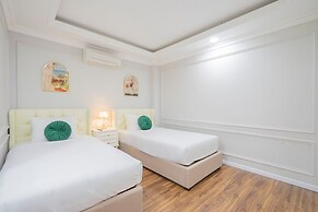 Sazi Hotel - Bui Thi Xuan