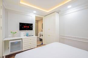 Sazi Hotel - Bui Thi Xuan