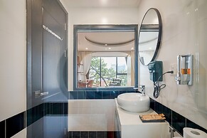 Sazi Hotel - Bui Thi Xuan