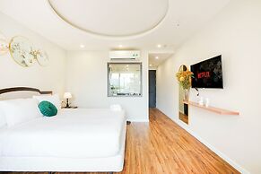 Sazi Hotel - Bui Thi Xuan