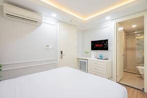 Sazi Hotel - Bui Thi Xuan