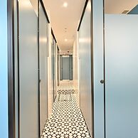 Dream Chaser Boutique Capsule Hotel