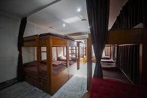 Pearl Courtyard Dormitory