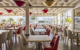 Aparthotel ILUNION Costa Sal Lanzarote